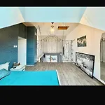 Maison Atypique De Caractere Holiday home Bourdons-sur-Rognon